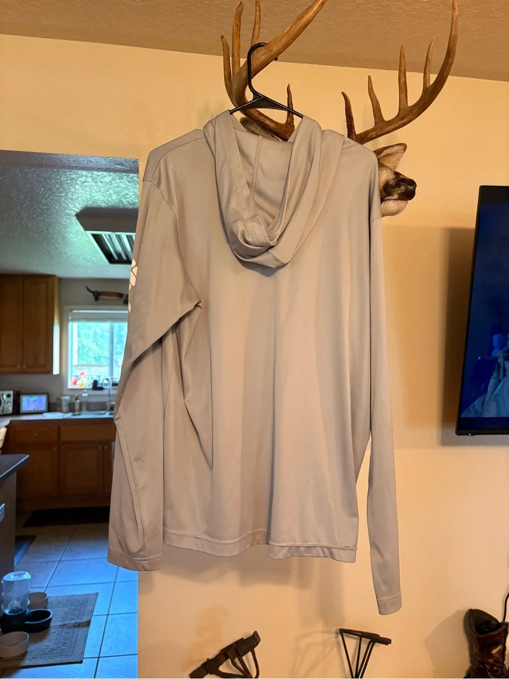 Columbia Gray Hooded Performance Sun Shirt